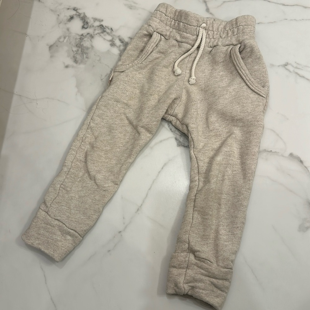 Childhoods Clothing 2t joggers oatmeal tan